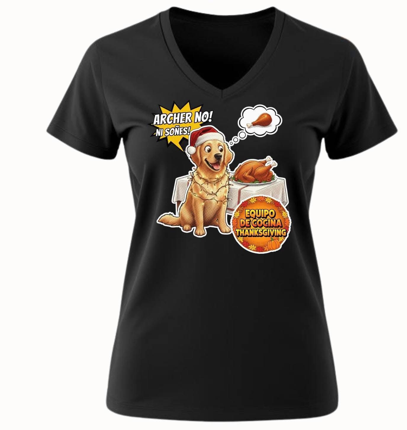 Camiseta negra con cuello en V y diseño gráfico de perro en Acción de Gracias